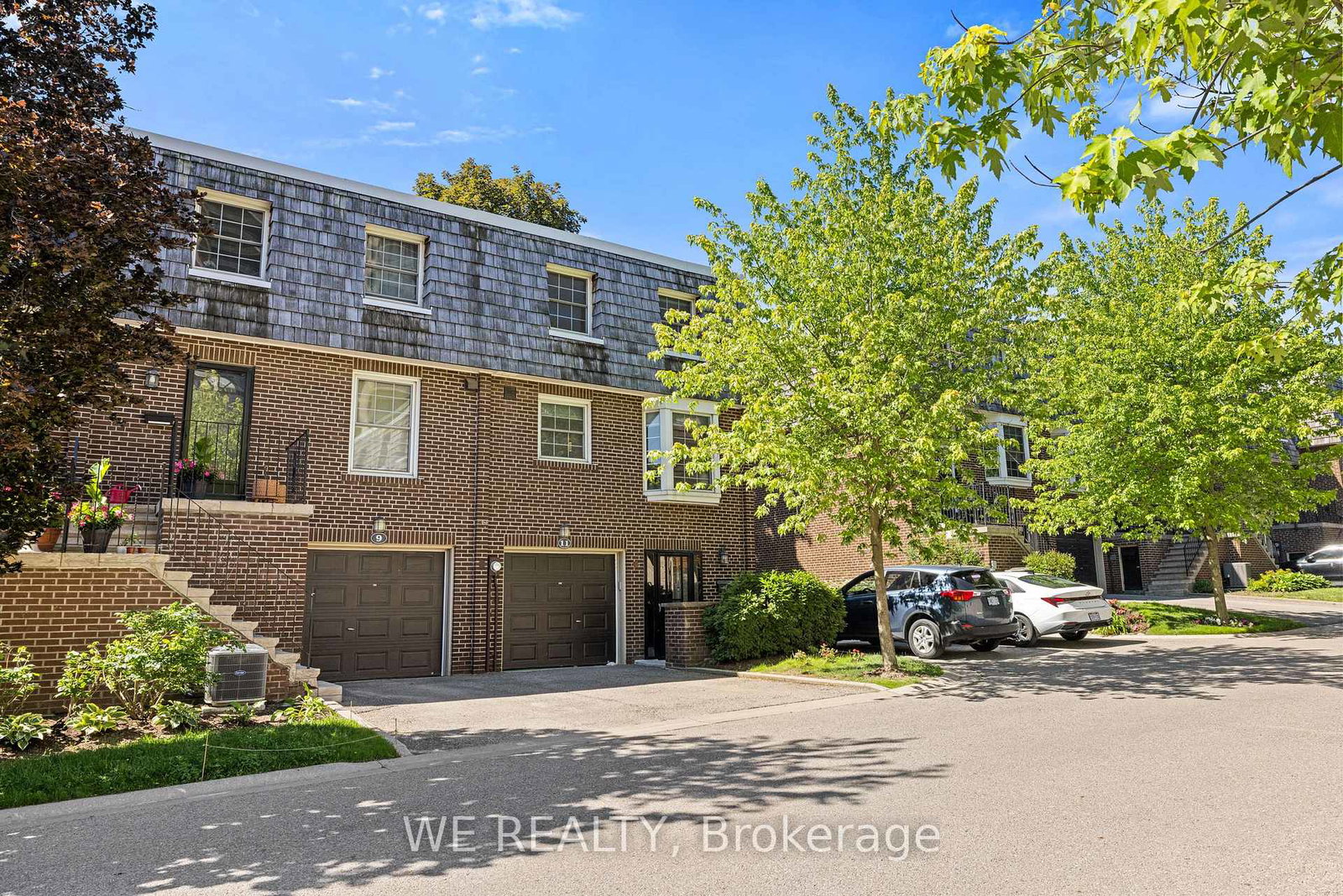 11-stonedale-placeway-north-york-ontario-c13444810