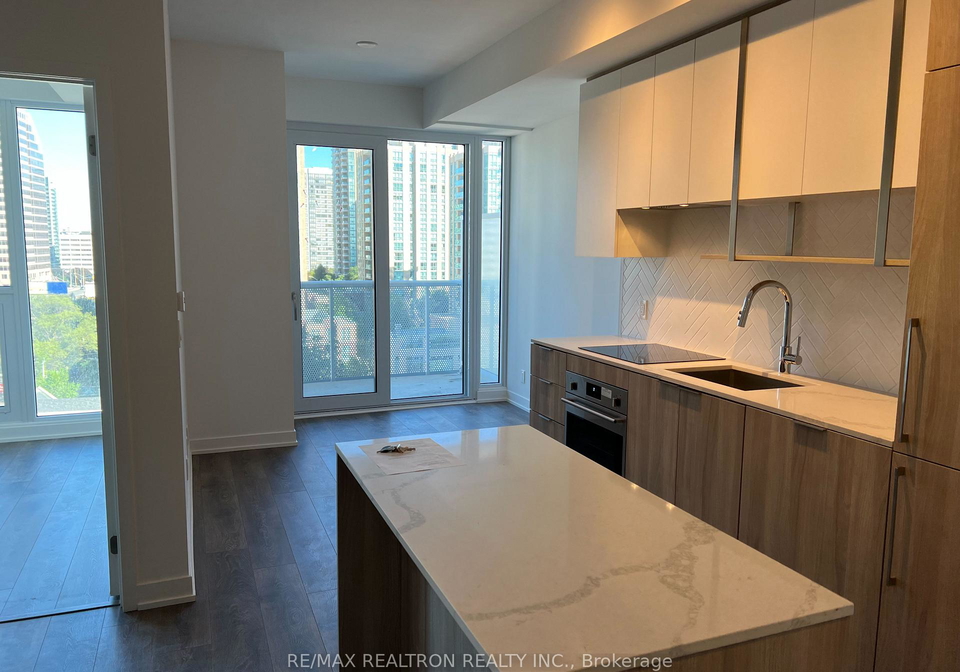 15-holmes-avenue-north-york-ontario-c13444816