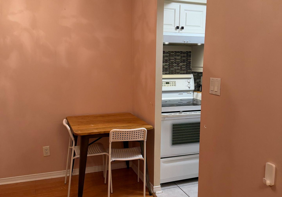 233-beecroft-road-toronto-ontario-c13444926