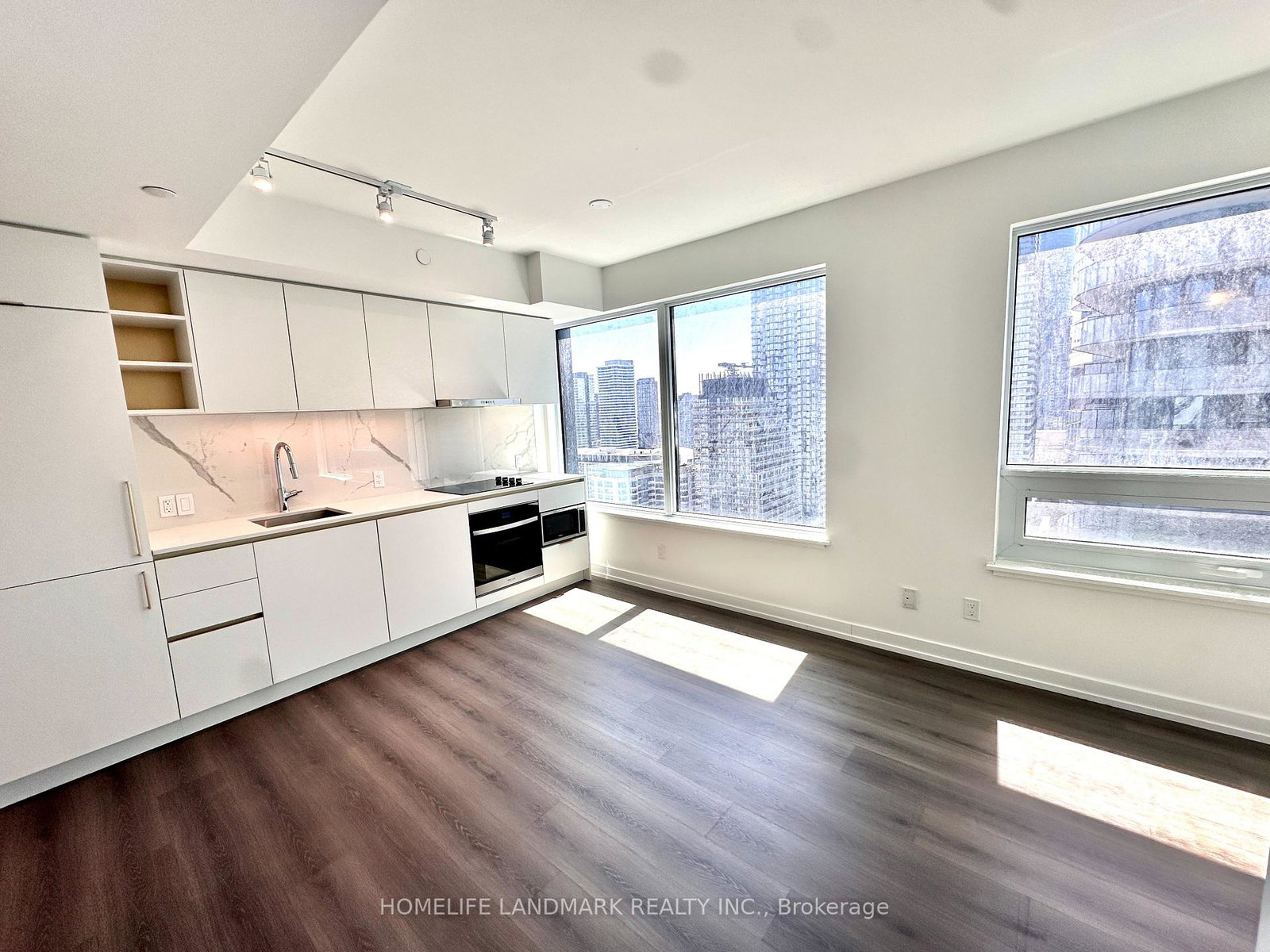 8-wellesley-street-w-toronto-ontario-c13445072