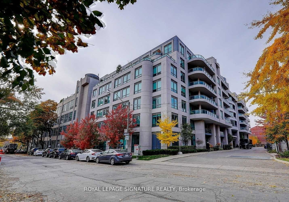 377-madison-avenue-toronto-ontario-c13445122