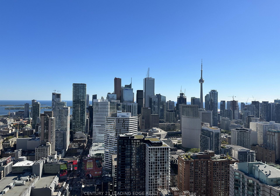 386-yonge-street-toronto-ontario-c13445128