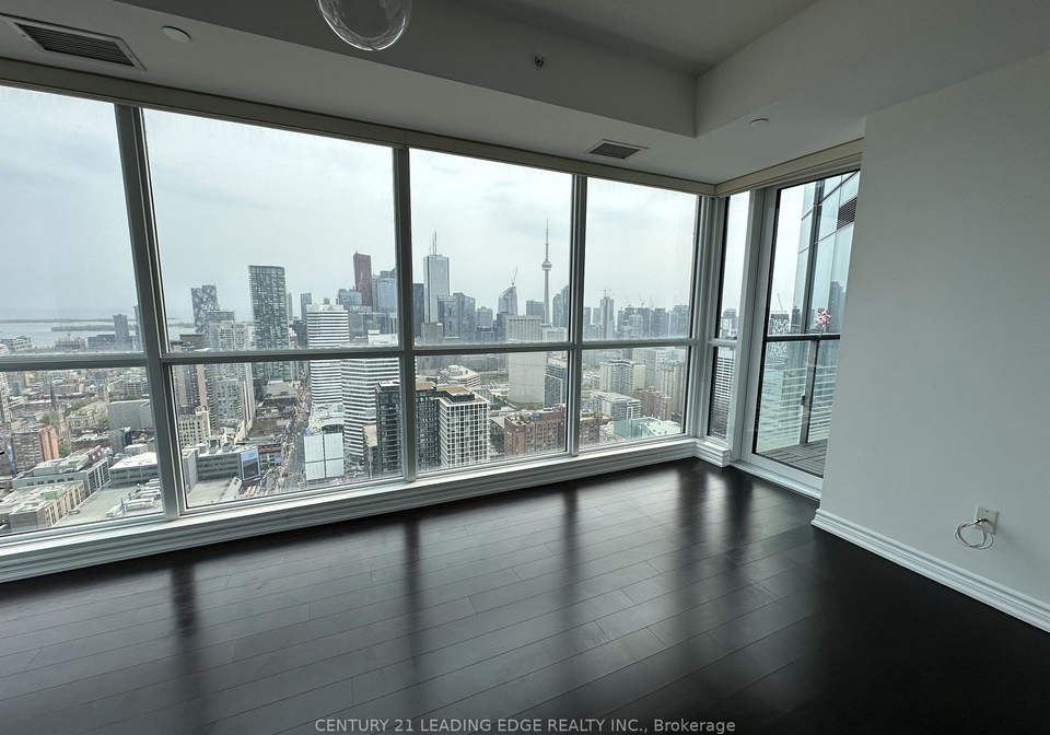 386-yonge-street-toronto-ontario-c13445128
