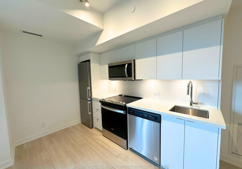 30-tretti-way-toronto-ontario-c13445244