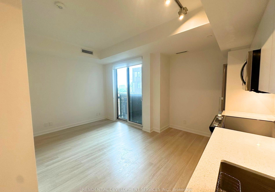 30-tretti-way-toronto-ontario-c13445244