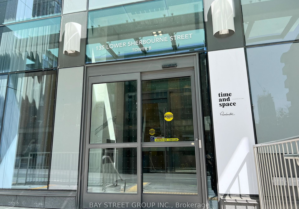 135-lower-sherbourne-street-toronto-ontario-c13445382