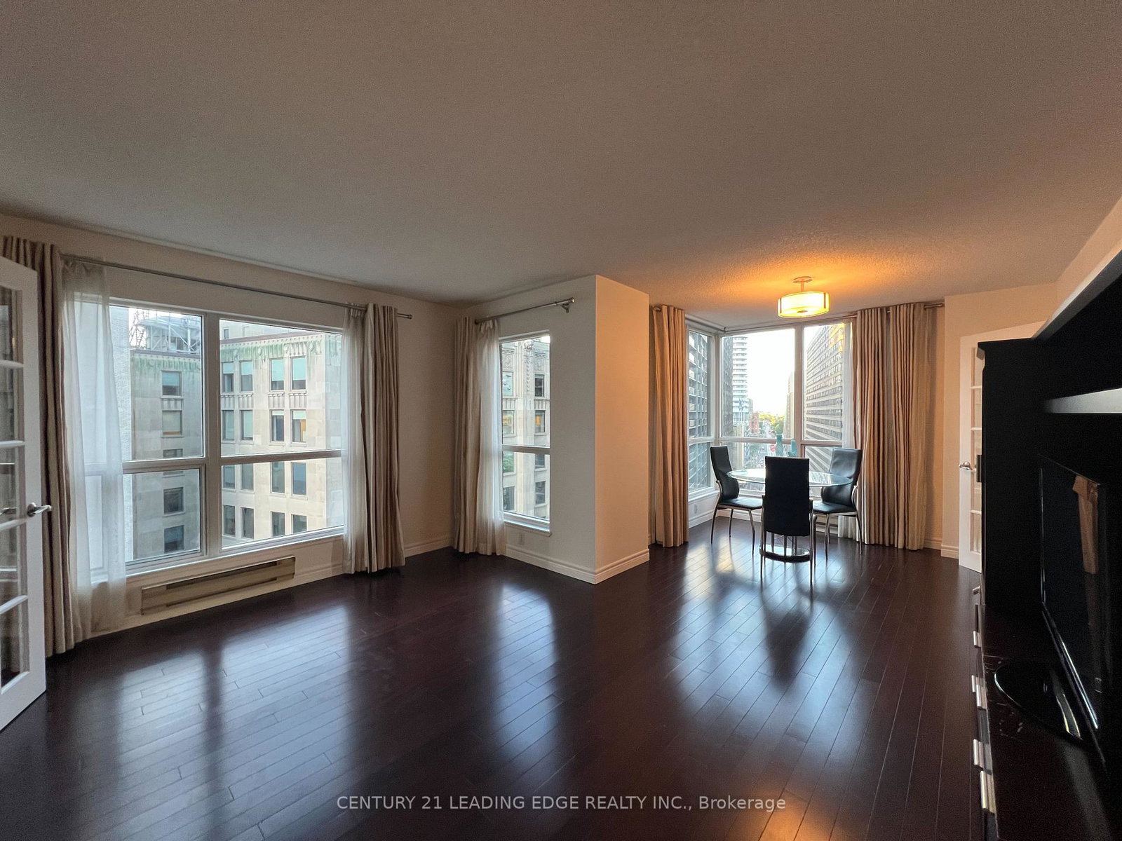 7-carlton-street-toronto-ontario-c13445388
