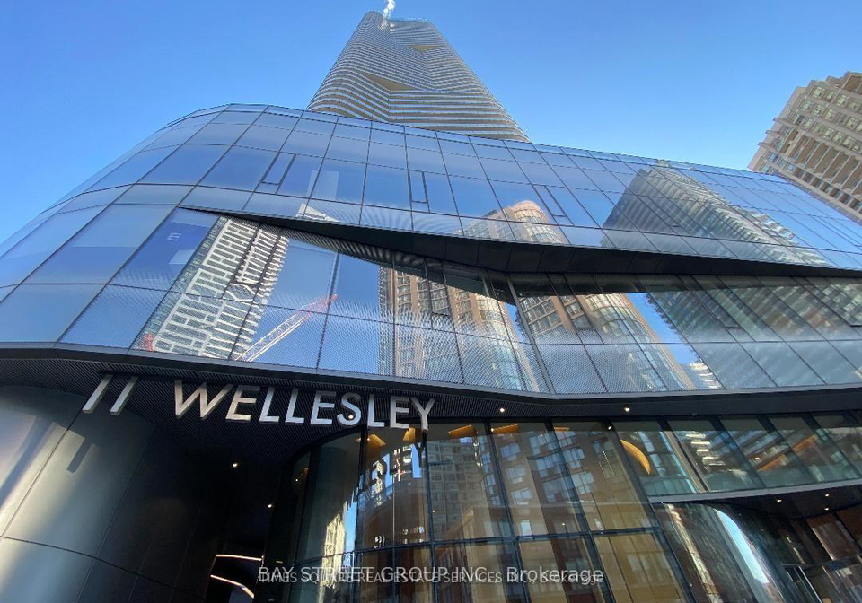 11-wellesley-street-w-toronto-ontario-c13445428