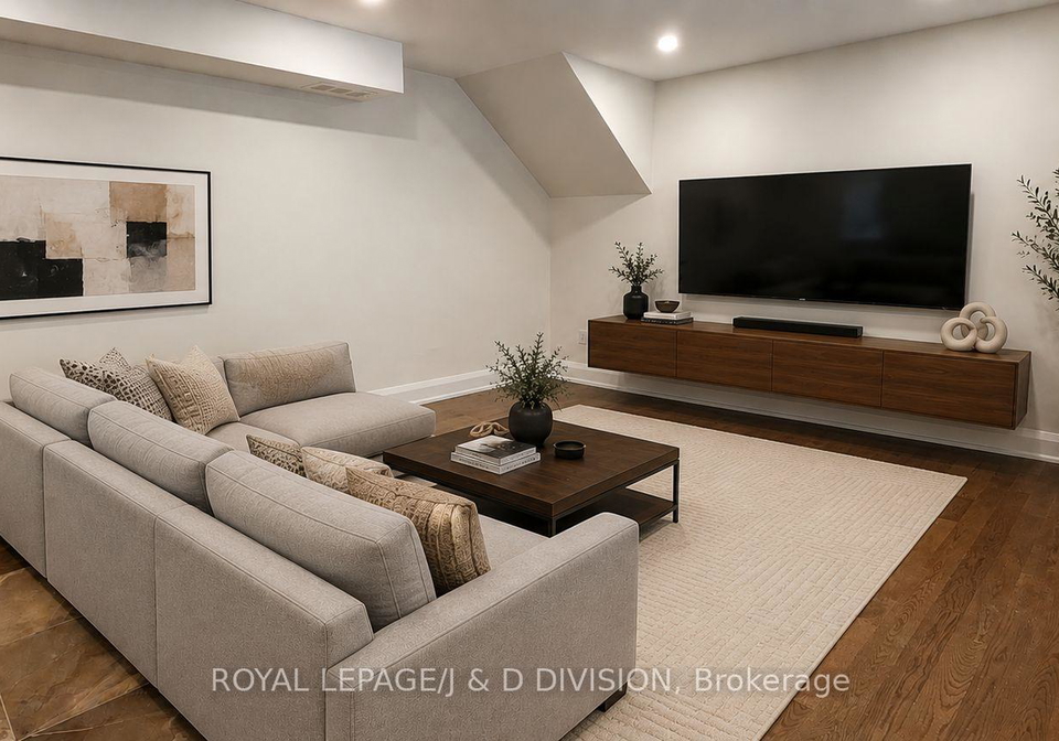 2579-yonge-street-toronto-ontario-c13445588