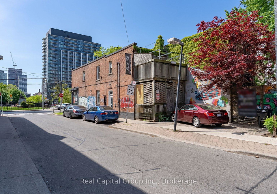 384-queen-street-toronto-ontario-c13446004