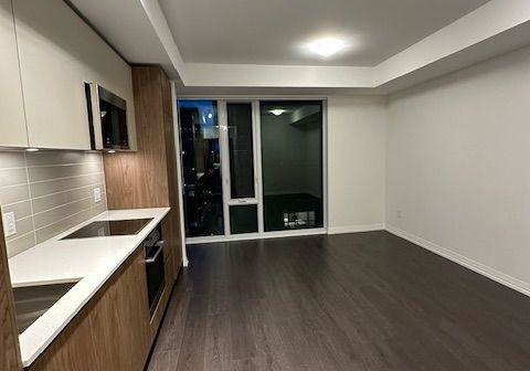 8-widmer-street-w-toronto-ontario-c13446094