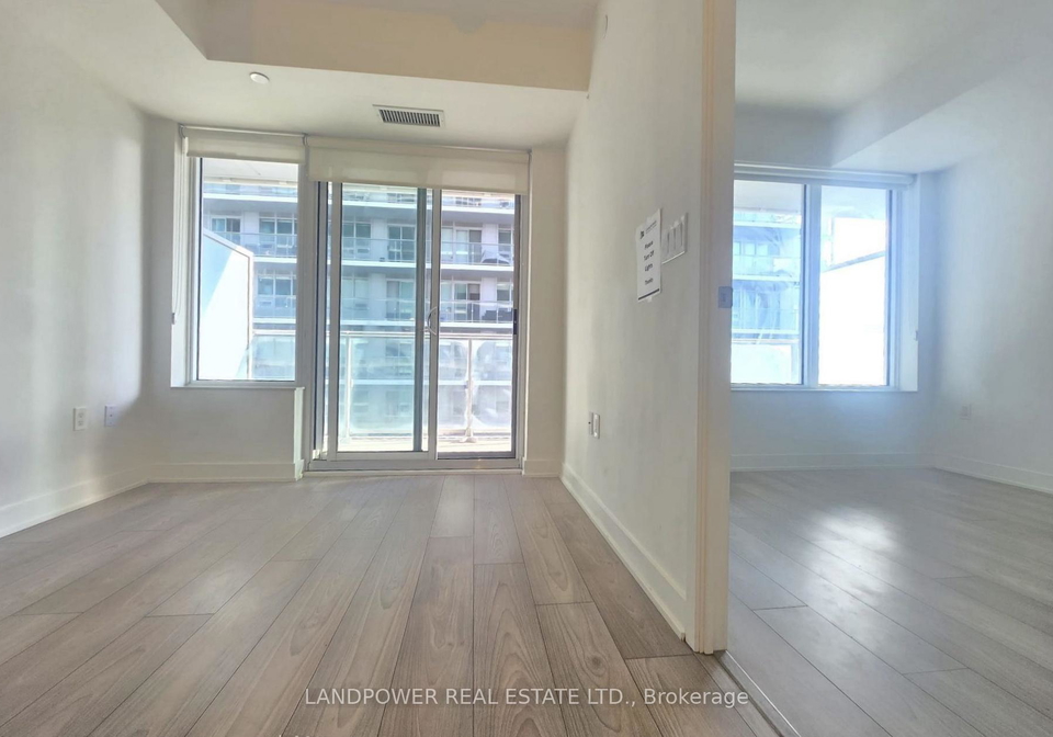 99-broadway-avenue-toronto-ontario-c13446170