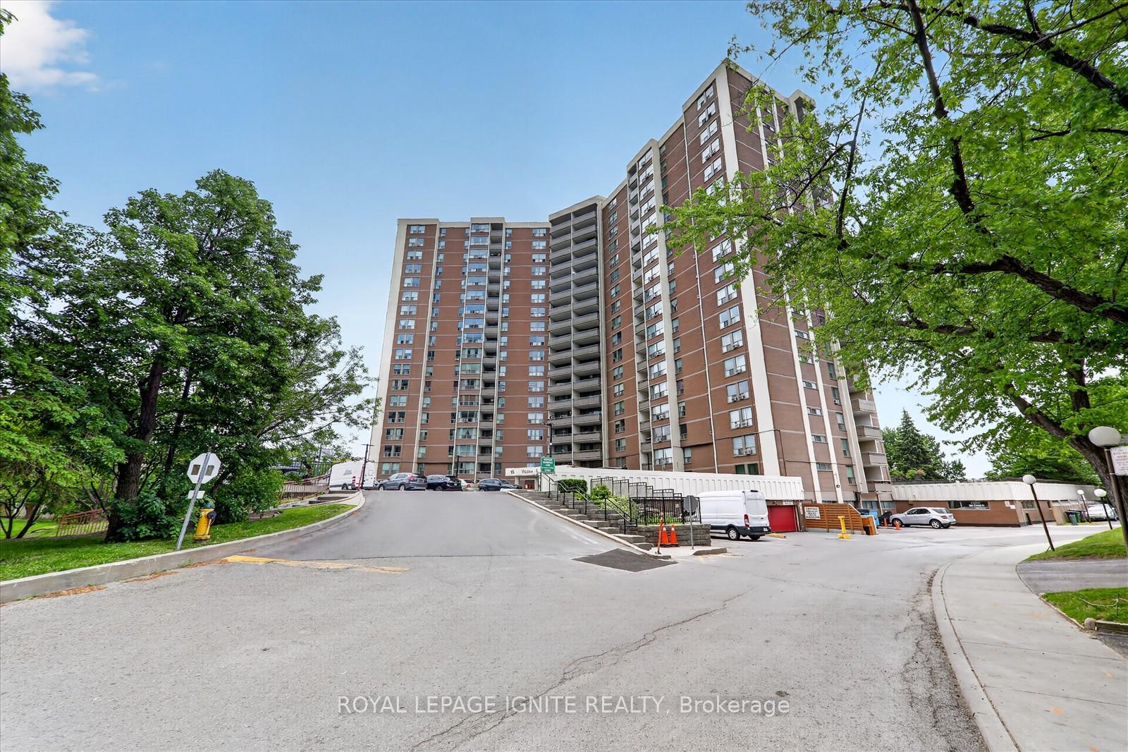 15-vicora-link-way-east-york-ontario-c13446388