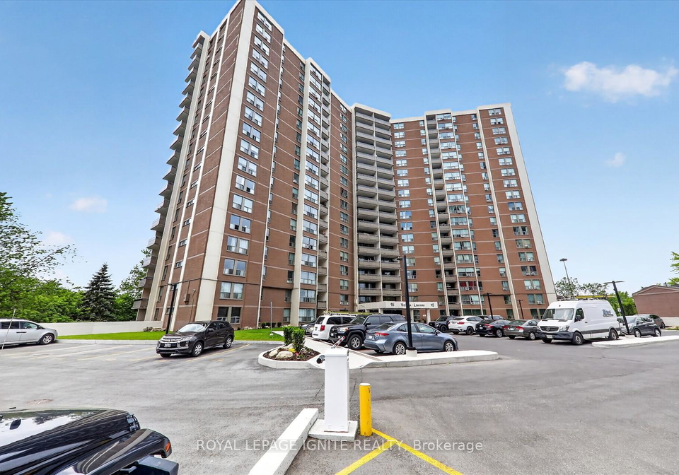 15-vicora-link-way-east-york-ontario-c13446388
