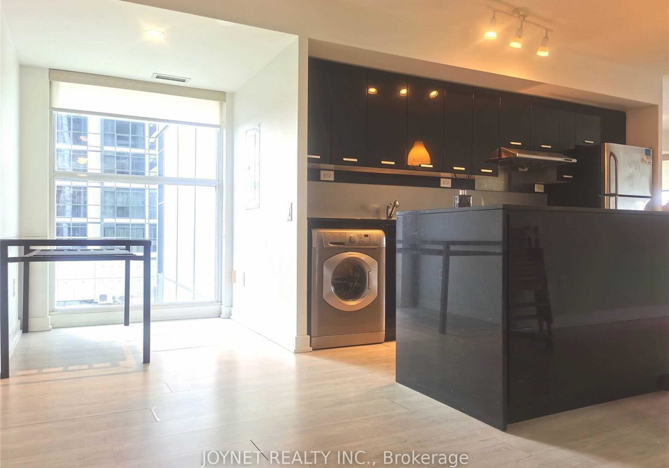 29-singer-court-north-york-ontario-c13446574