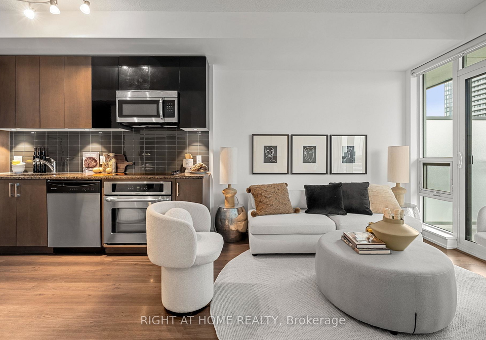 89-dunfield-avenue-toronto-ontario-c13446642