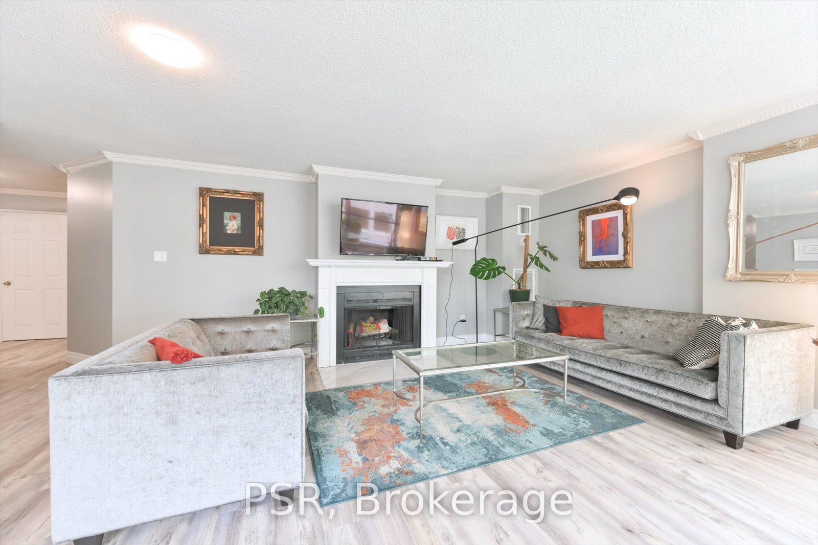 280-simcoe-street-toronto-ontario-c13446694