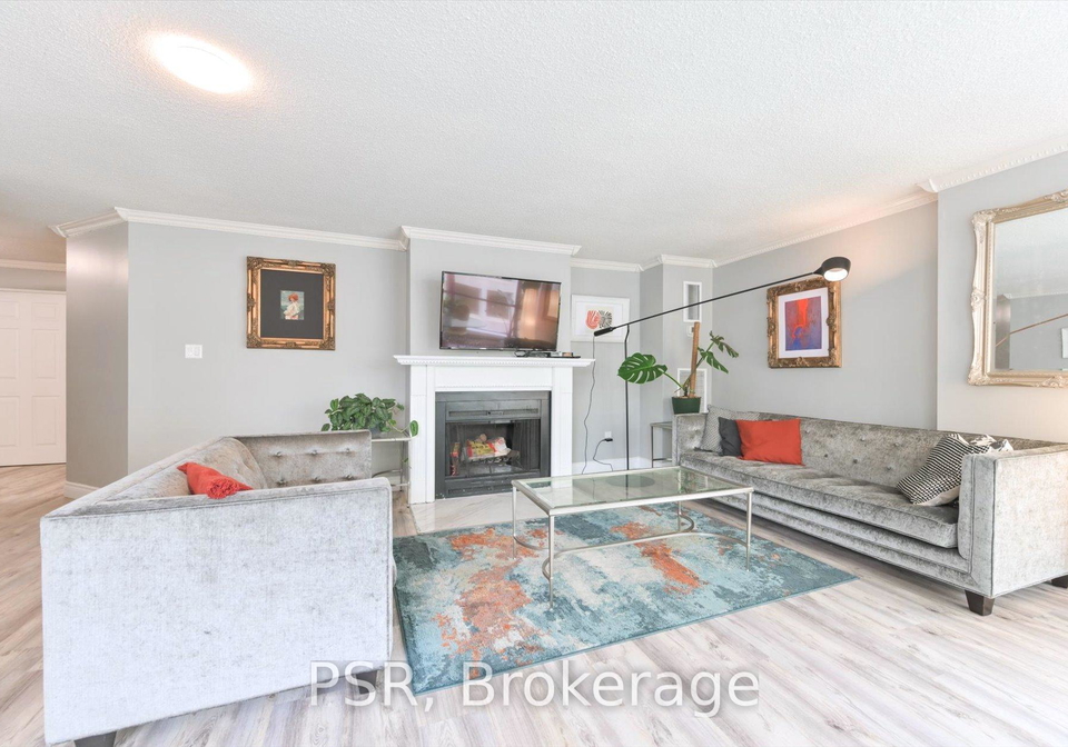 280-simcoe-street-toronto-ontario-c13446694
