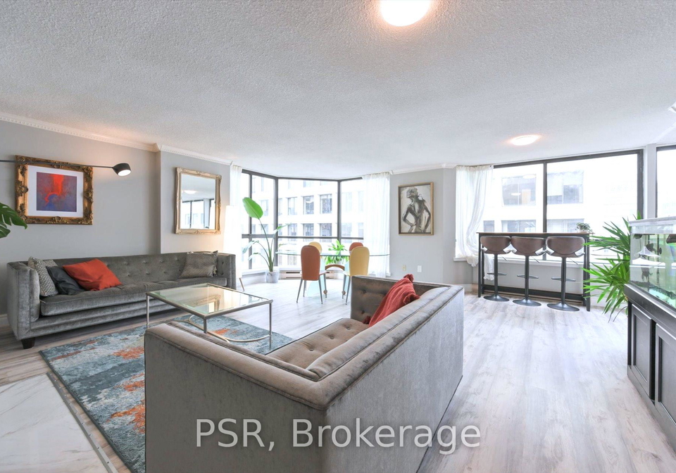 280-simcoe-street-toronto-ontario-c13446694