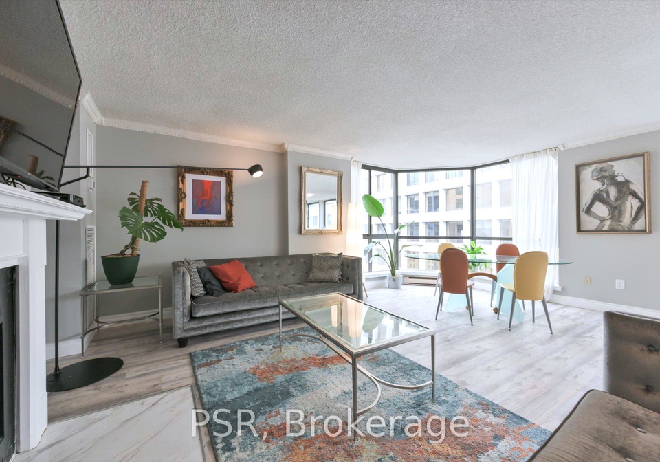 280-simcoe-street-toronto-ontario-c13446694