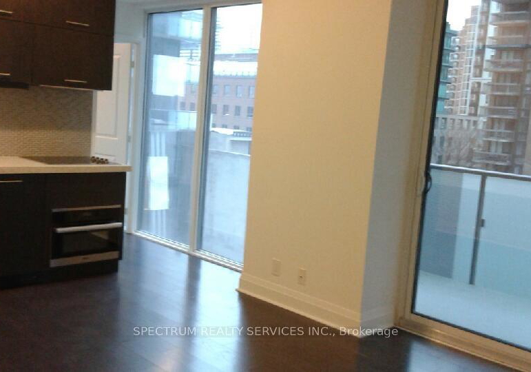 1080-bay-street-toronto-ontario-c13446942