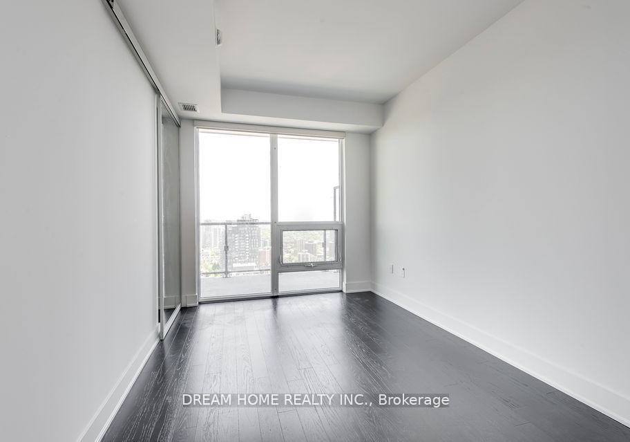 955-bay-street-toronto-ontario-c13447036