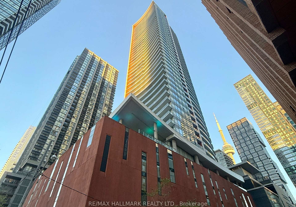 21-widmer-street-toronto-ontario-c13447310