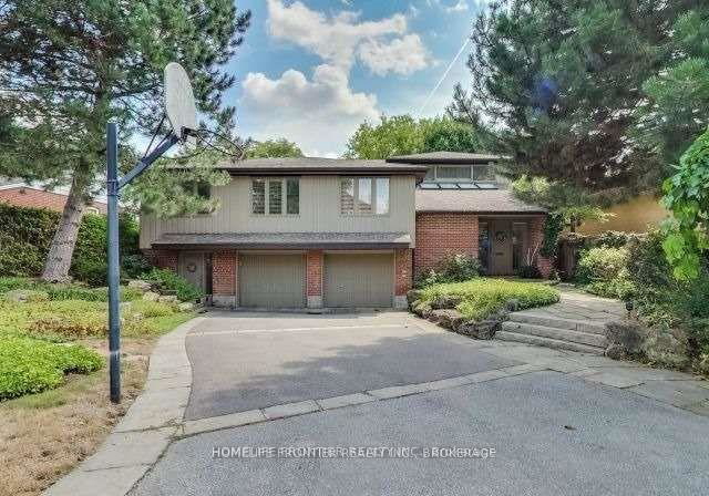201-lord-seaton-road-north-york-ontario-c13447408