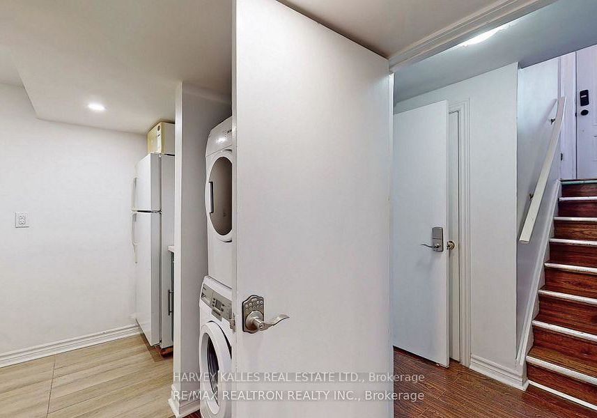 142-combe-avenue-toronto-ontario-c13447472