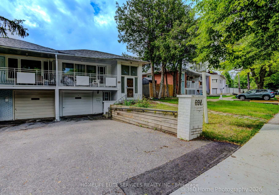 69-castlebury-crescent-north-york-ontario-c13447824