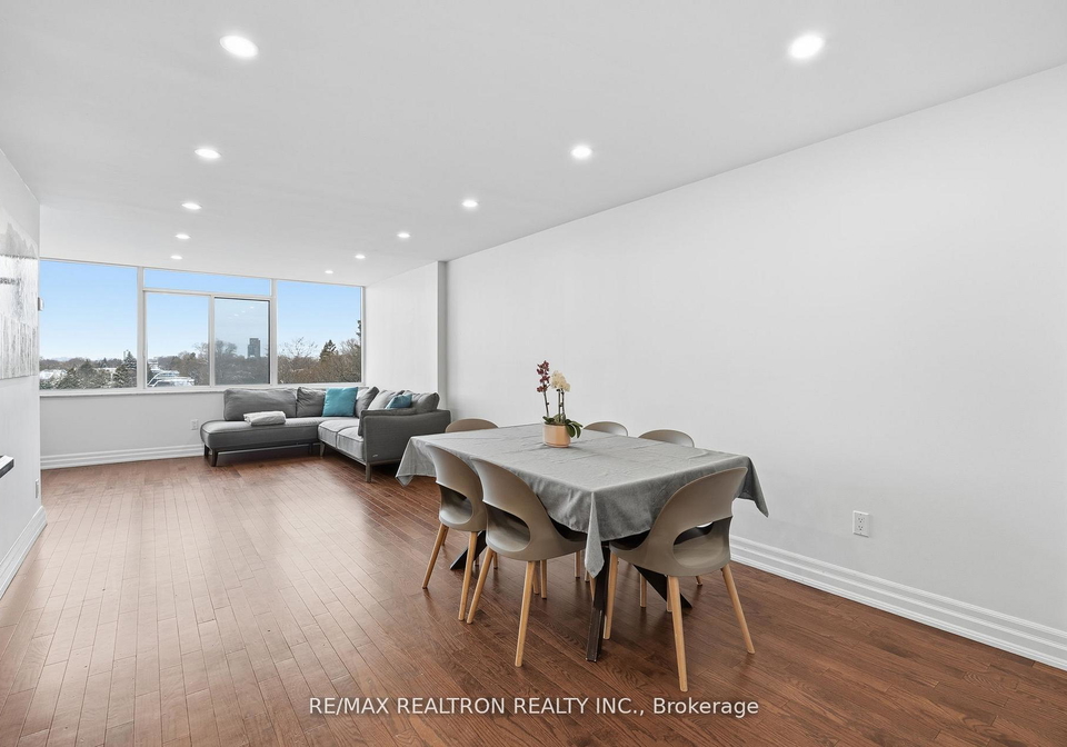 3000-bathurst-street-toronto-ontario-c13447976