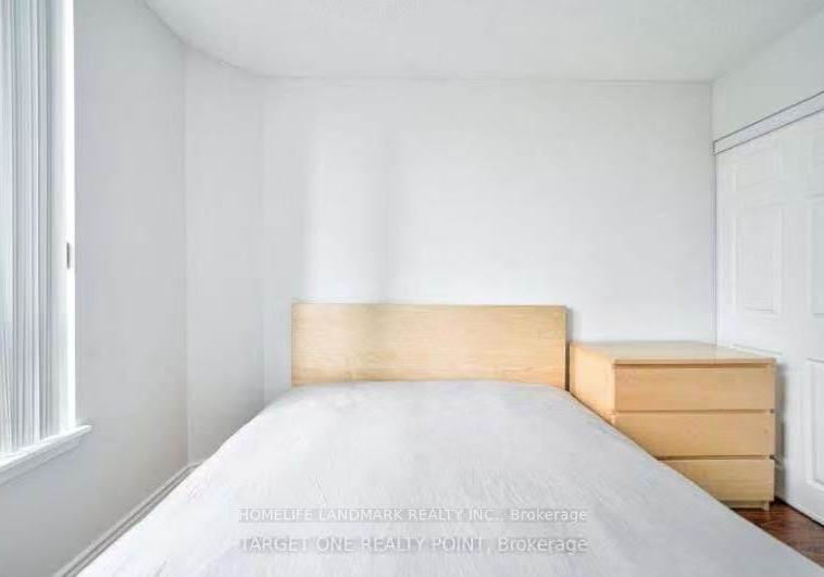 35-express-avenue-north-york-ontario-c13448010