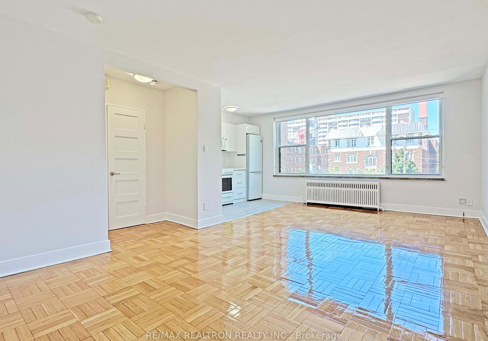 1545-bathurst-street-toronto-ontario-c13448112