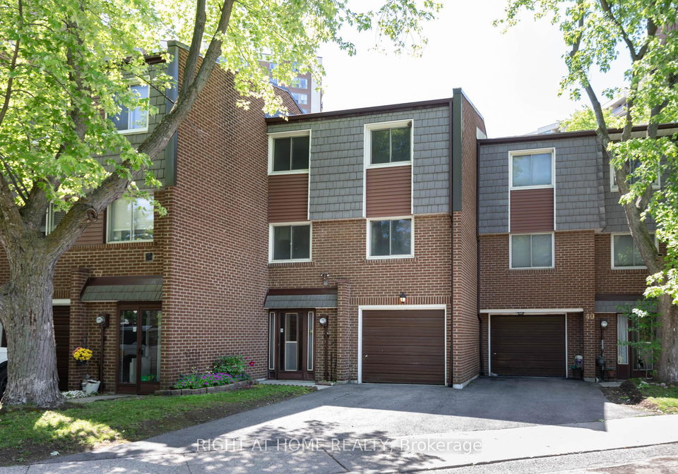 42-vicora-linkway-east-york-ontario-c13448240