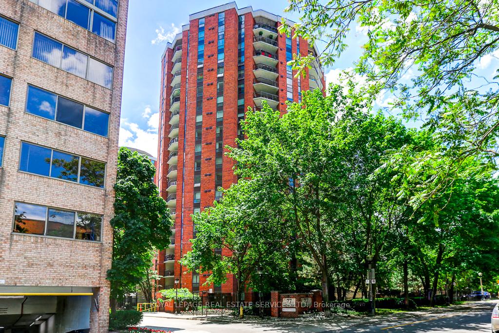 77-maitland-place-toronto-ontario-c13448444