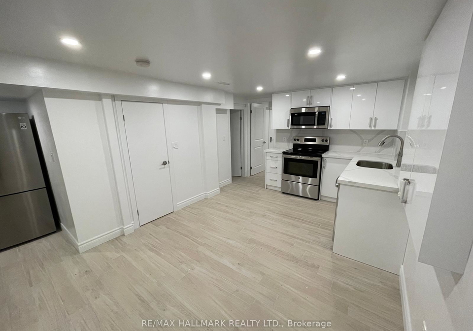 61-cecil-street-toronto-ontario-c13448500