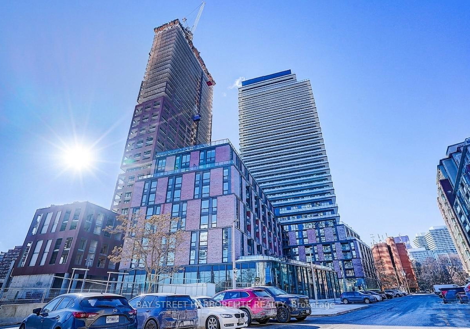 35-parliament-street-toronto-ontario-c13448652