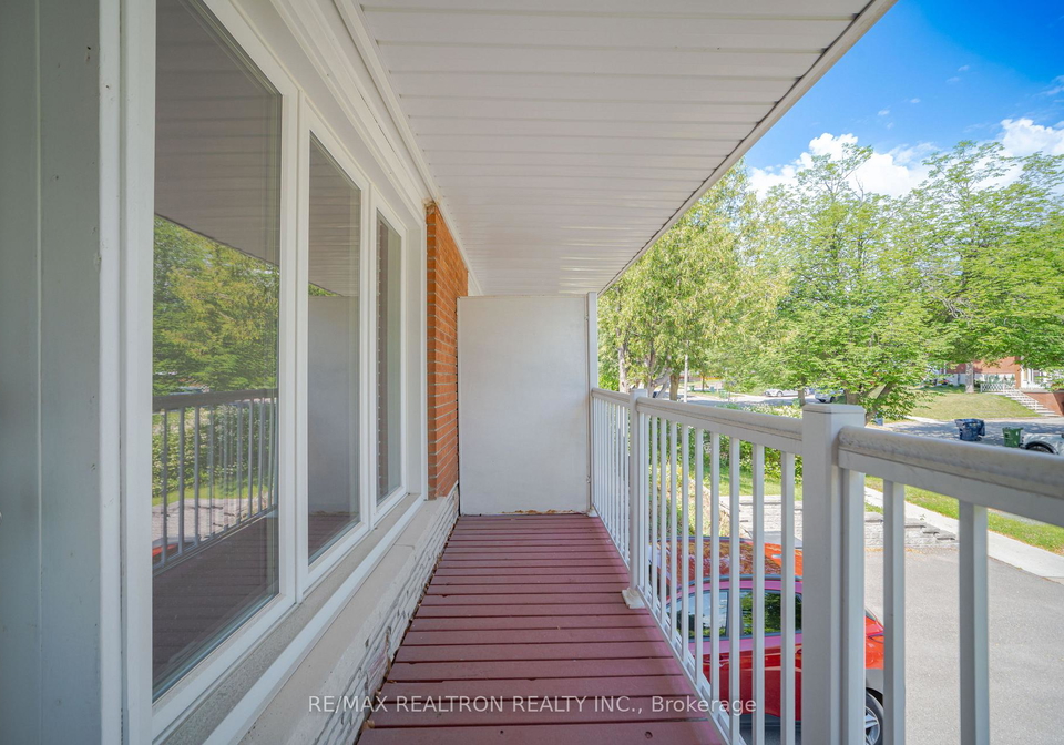 14-castlebury-crescent-north-york-ontario-c13448710