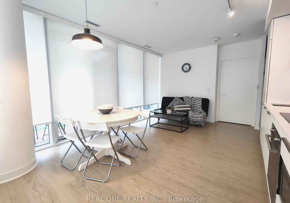 85-wood-street-toronto-ontario-c13448818