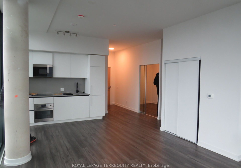 35-parliament-street-toronto-ontario-c13448822
