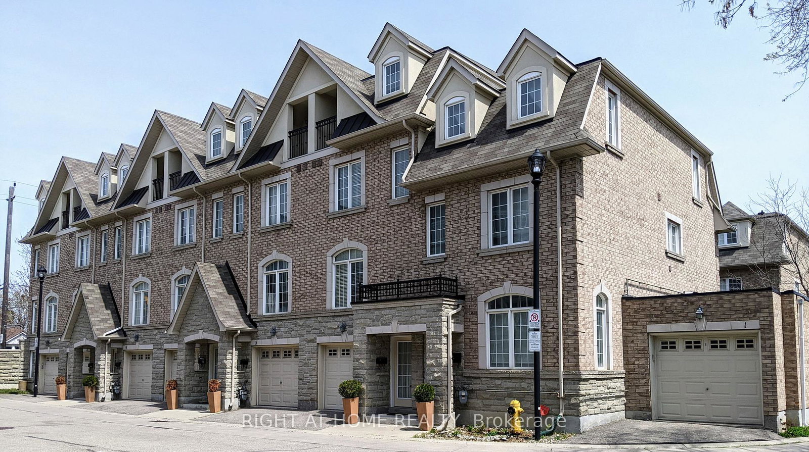 3-hayes-lane-north-york-ontario-c13448844