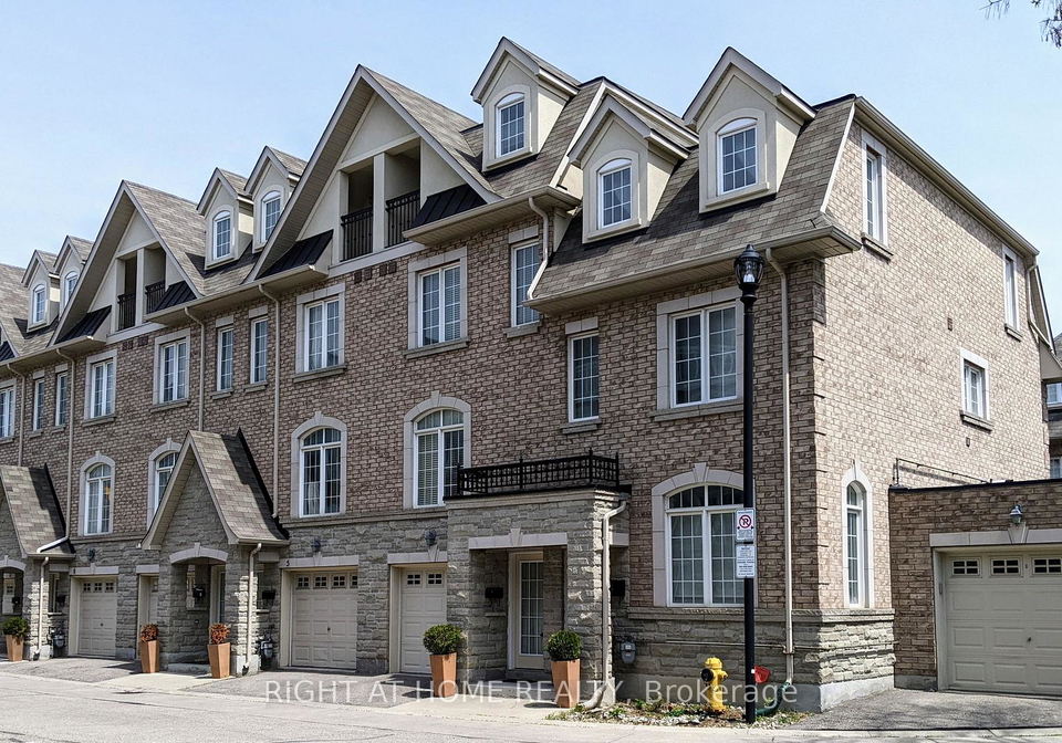 3-hayes-lane-north-york-ontario-c13448844
