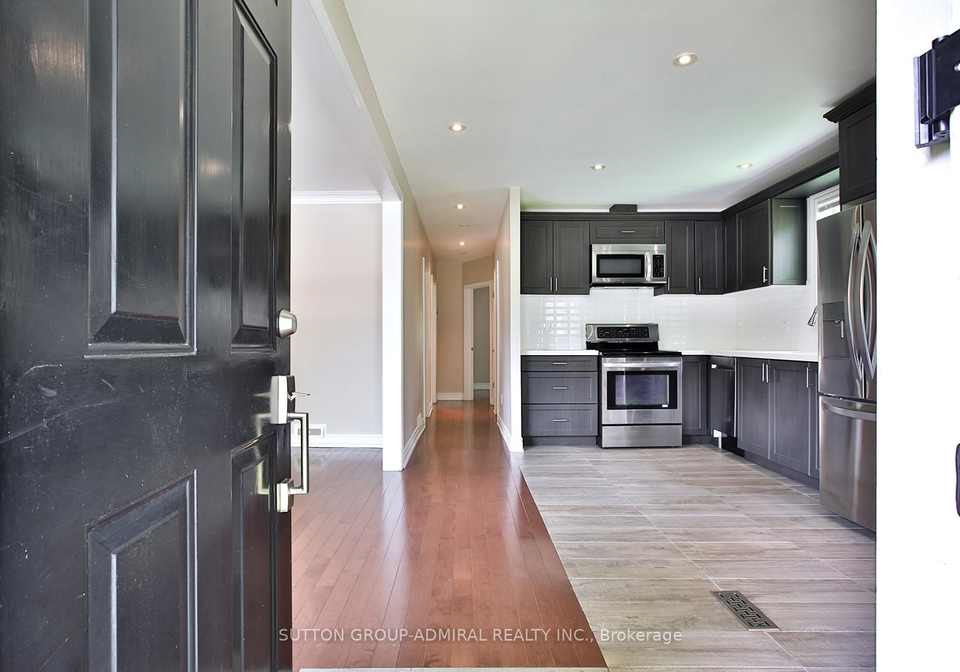 33-regina-avenue-toronto-ontario-c13448960