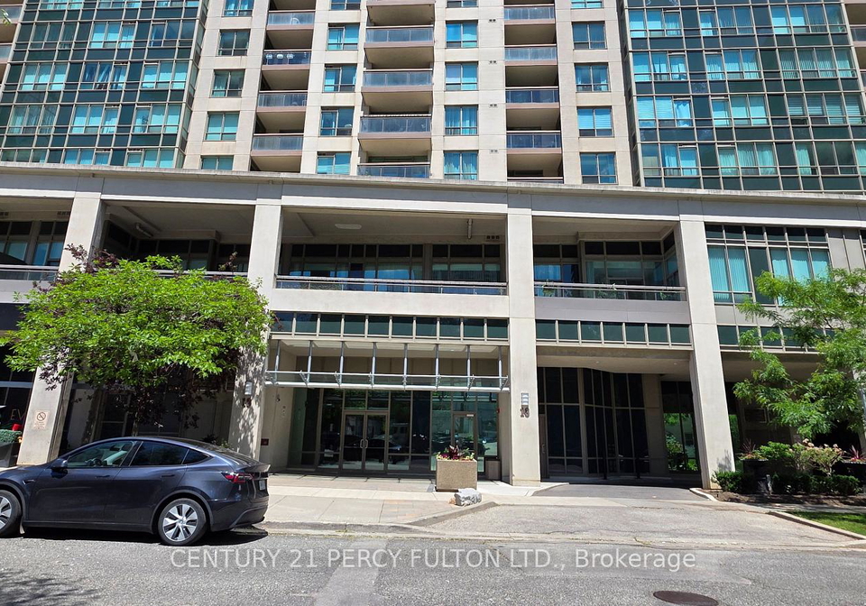 18-parkview-avenue-north-york-ontario-c13449002