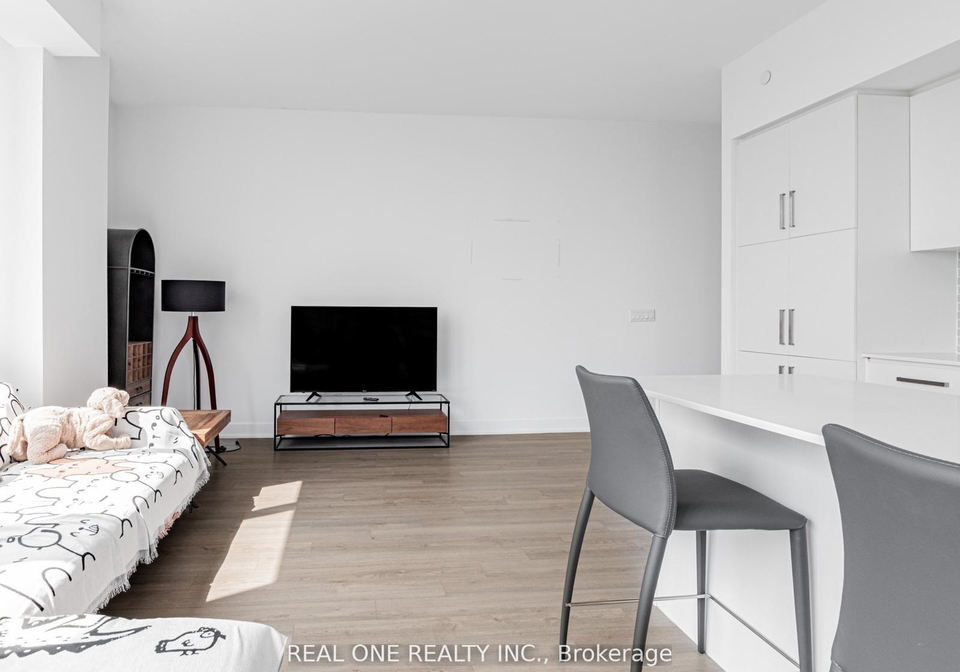 5180-yonge-street-toronto-ontario-c13449026