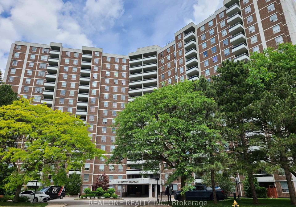 5-shady-golf-way-east-york-ontario-c13449058