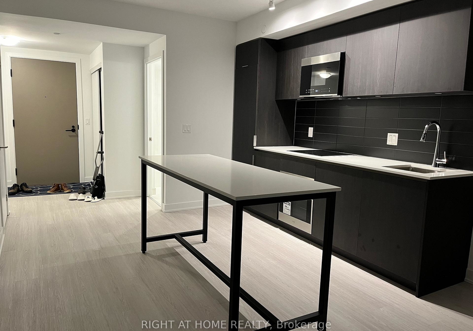 47-mutual-street-toronto-ontario-c13449090