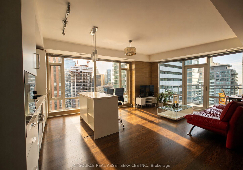 21-widmer-street-toronto-ontario-c13449106