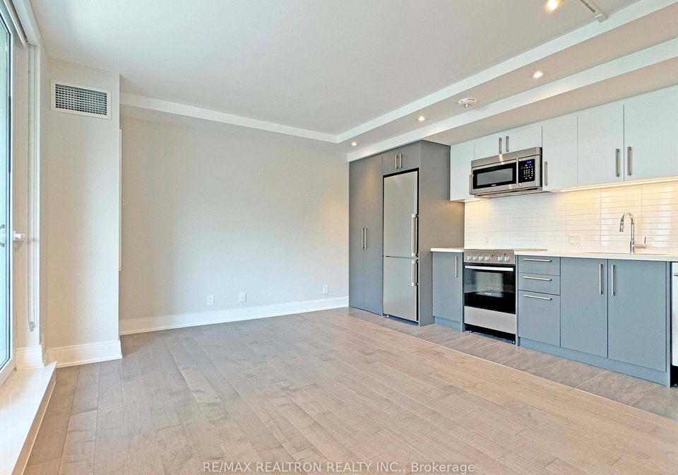 11-walmer-road-toronto-ontario-c13449260