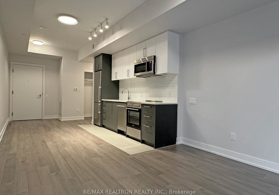 2525-bathurst-street-toronto-ontario-c13449262